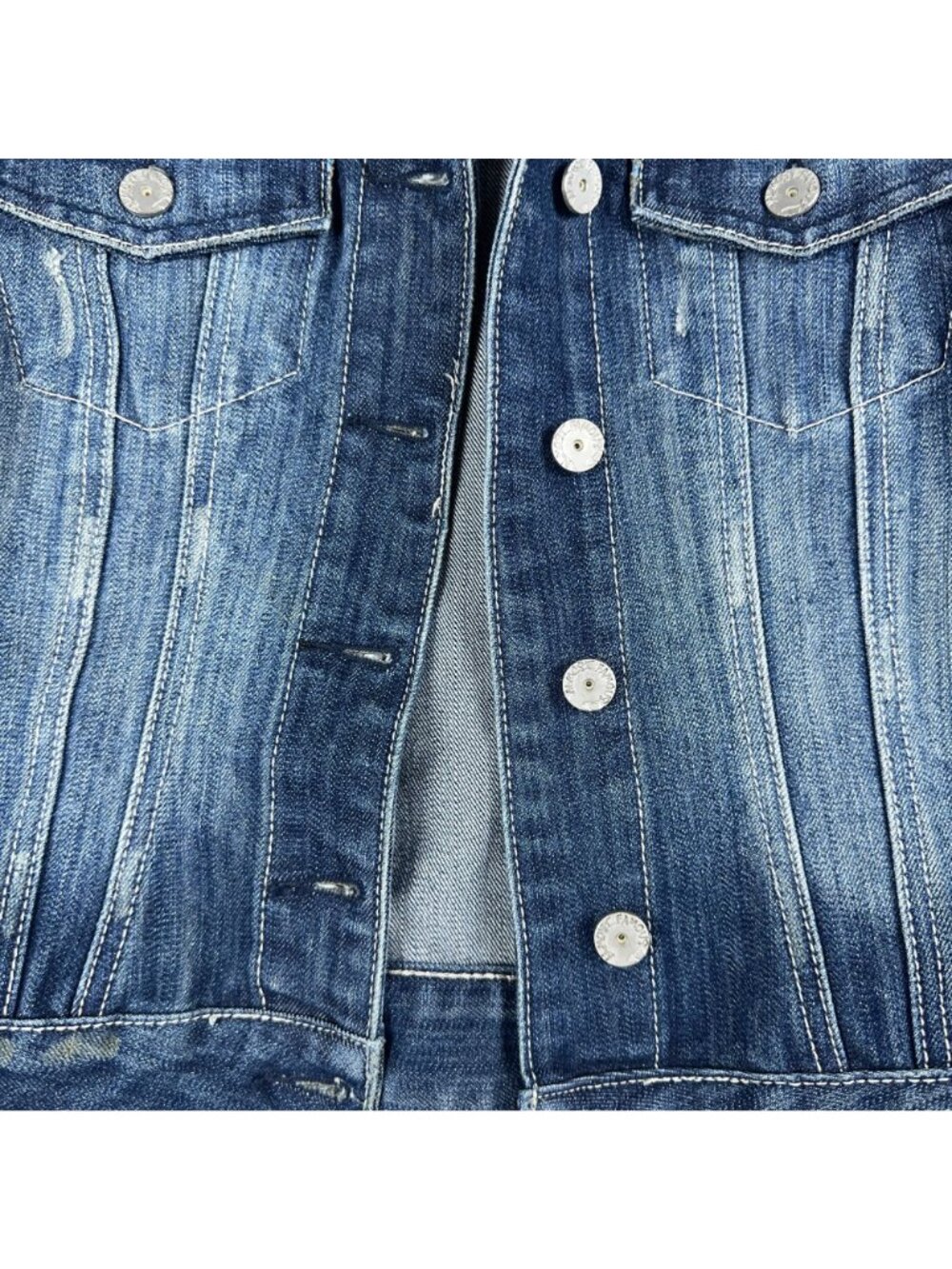 Almost Famous Cropped Denim Jacket Size Medium Button Front Long Sleeve Blue - Picture 7 of 12